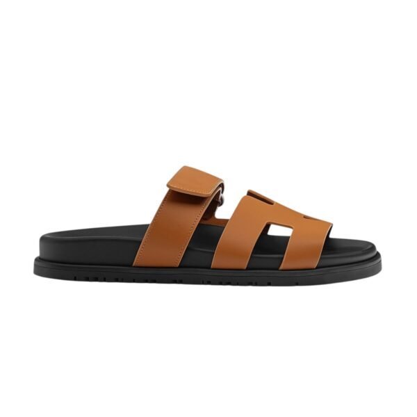 chypre-sandal-222299Z-A3-side-wm-4-0-0-800-800_g-Photoroom-600x600-1.jpg Hermes Chypre Sandal Naturel - Image 1